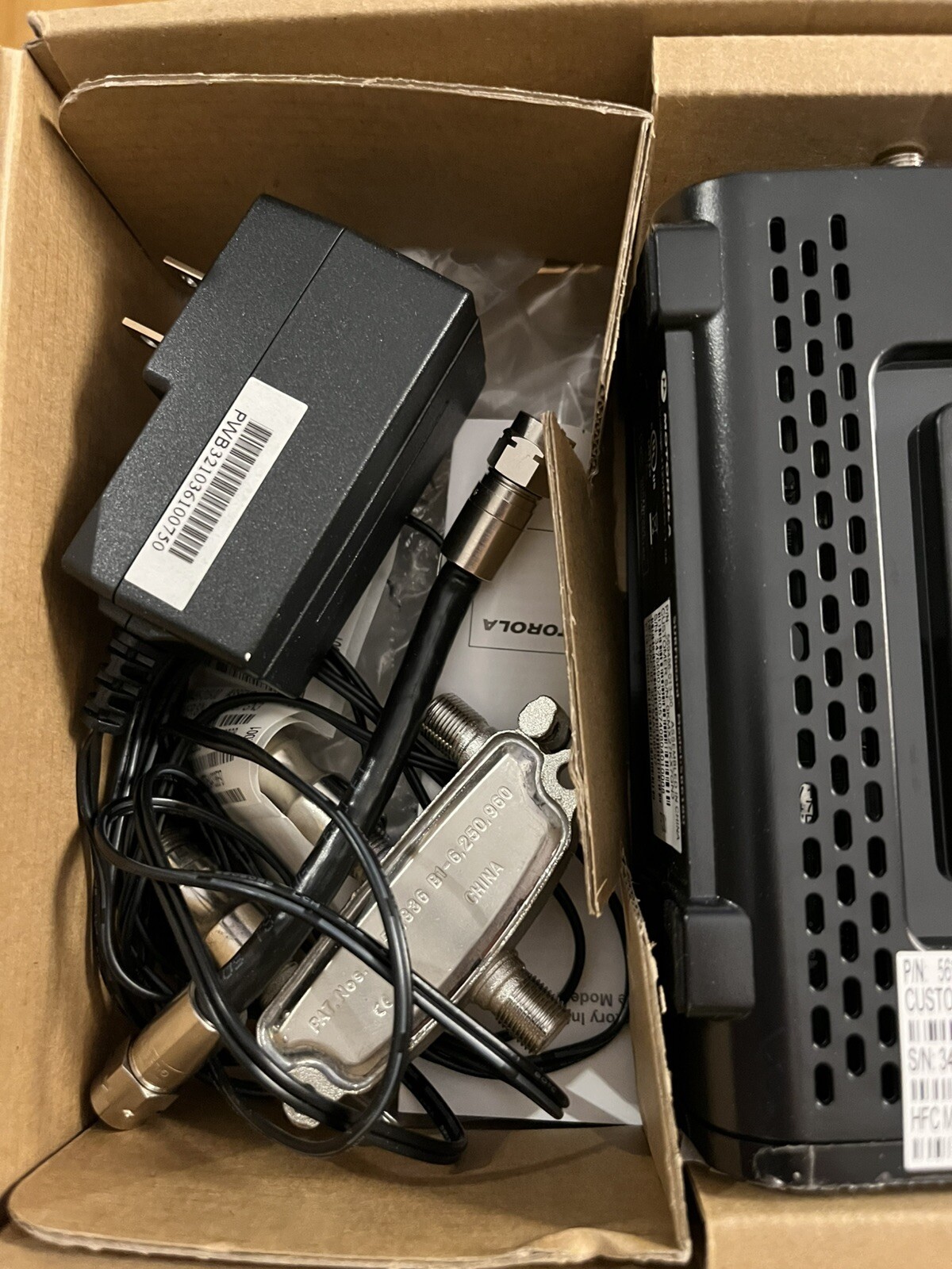 Motorola Cable Modem SURFboard SB6180 W/Power Adapter