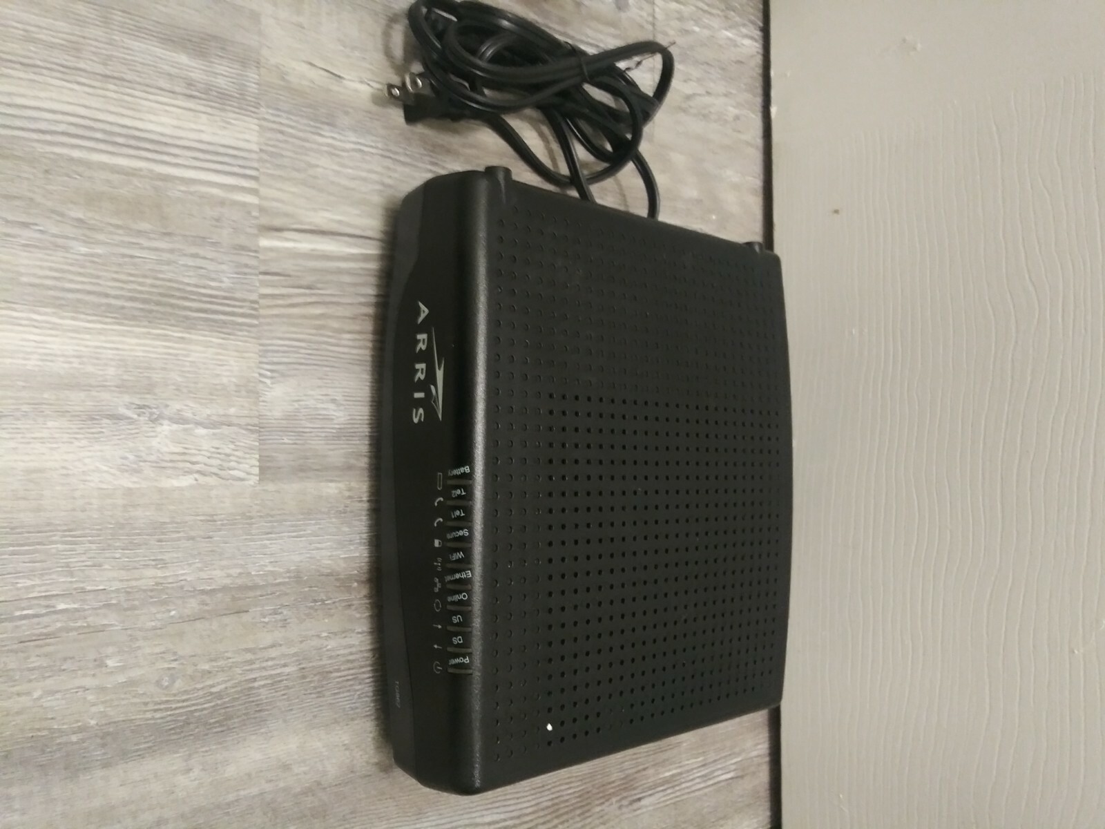 Arris Touchstone TG862G/TW DOCSIS 3.0 Residential Gateway WiFi 802.11n Router
