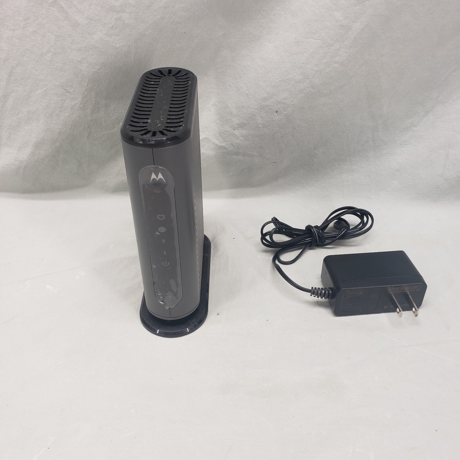 MOTOROLA MB7220 8×4 Cable Modem 343 Mbps DOCSIS 3.0