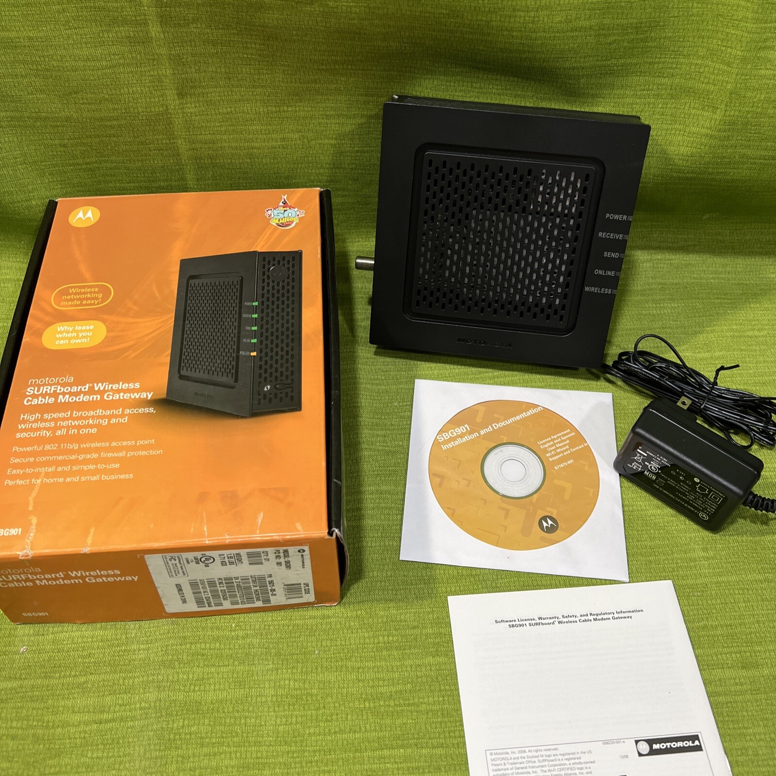 NEW/Open Box! Complete Motorola SBG901 SURFboard Wireless Gateway Cable Modem