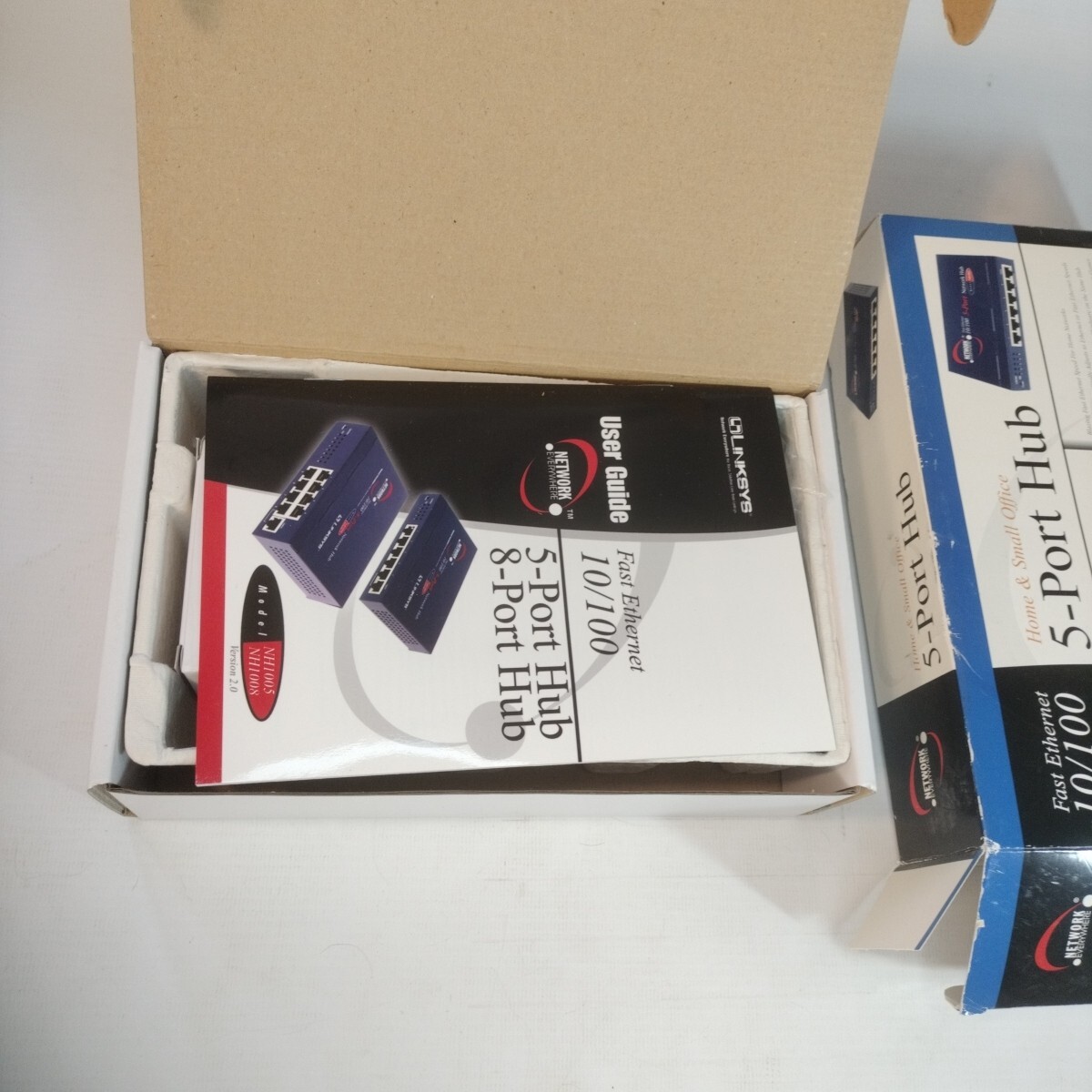 Modem LINKSYS Fast ethernet 10/100 NH1005/NH1005 RQAUS1 5 Port Hub.