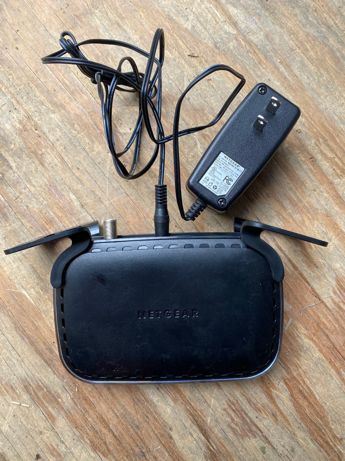 NETGEAR Cable Modem CM400 | 340 Mbps | DOCSIS 3.0