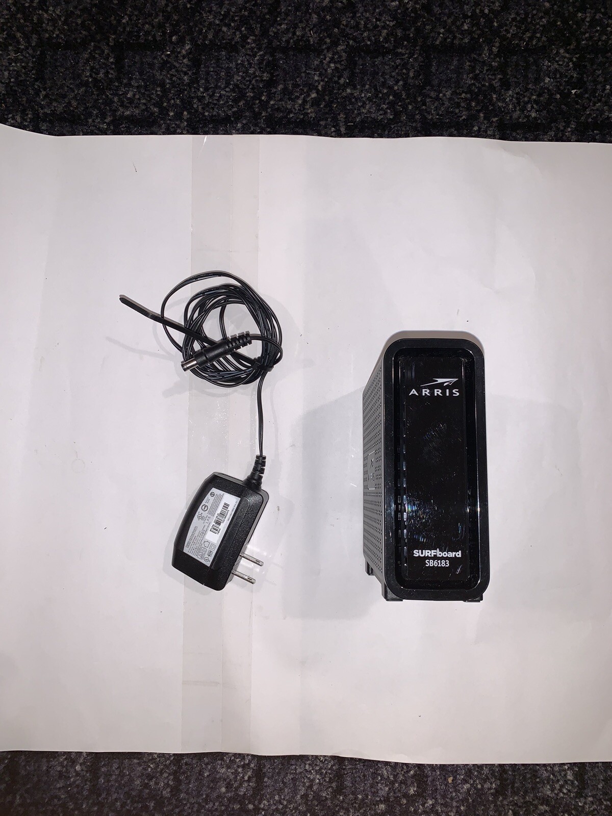 ARRIS SURFboard SB6183 DOCSIS 3.0 Cable Modem – BLACK