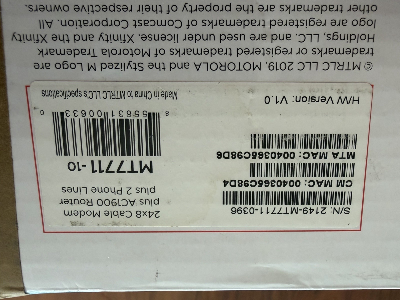 Motorola MT7711 24X8 Cable Modem and AC1900 Dual Band Wi-Fi Gigabit Router