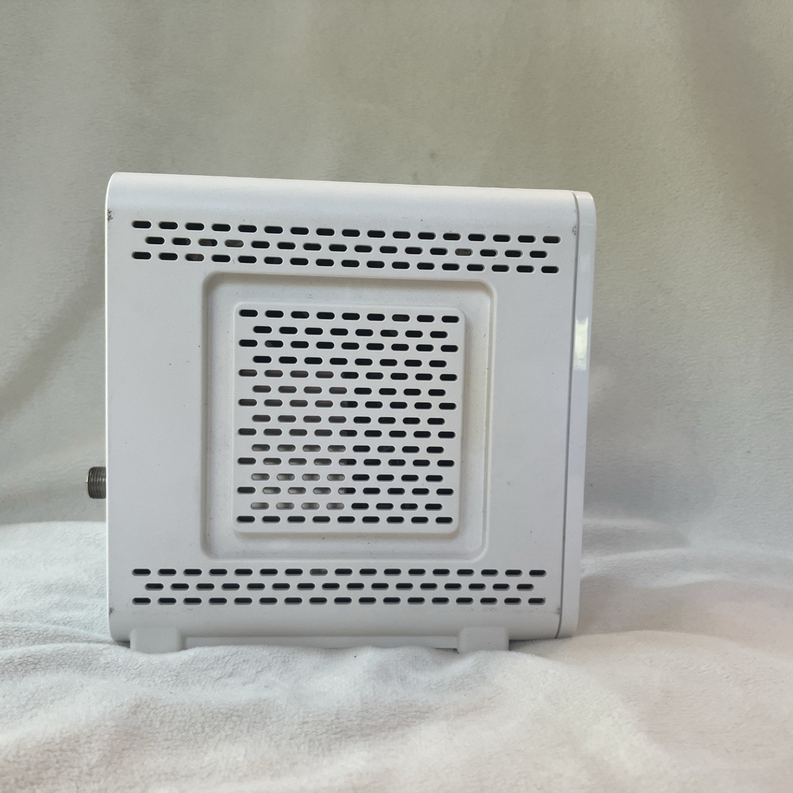 ARRIS SURFboard DOCSIS 3.0 Cable Modem – SB6190