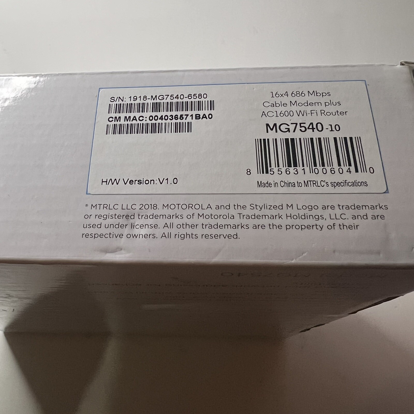 Motorola MG7540-10 16×4 Cable Modem – Black