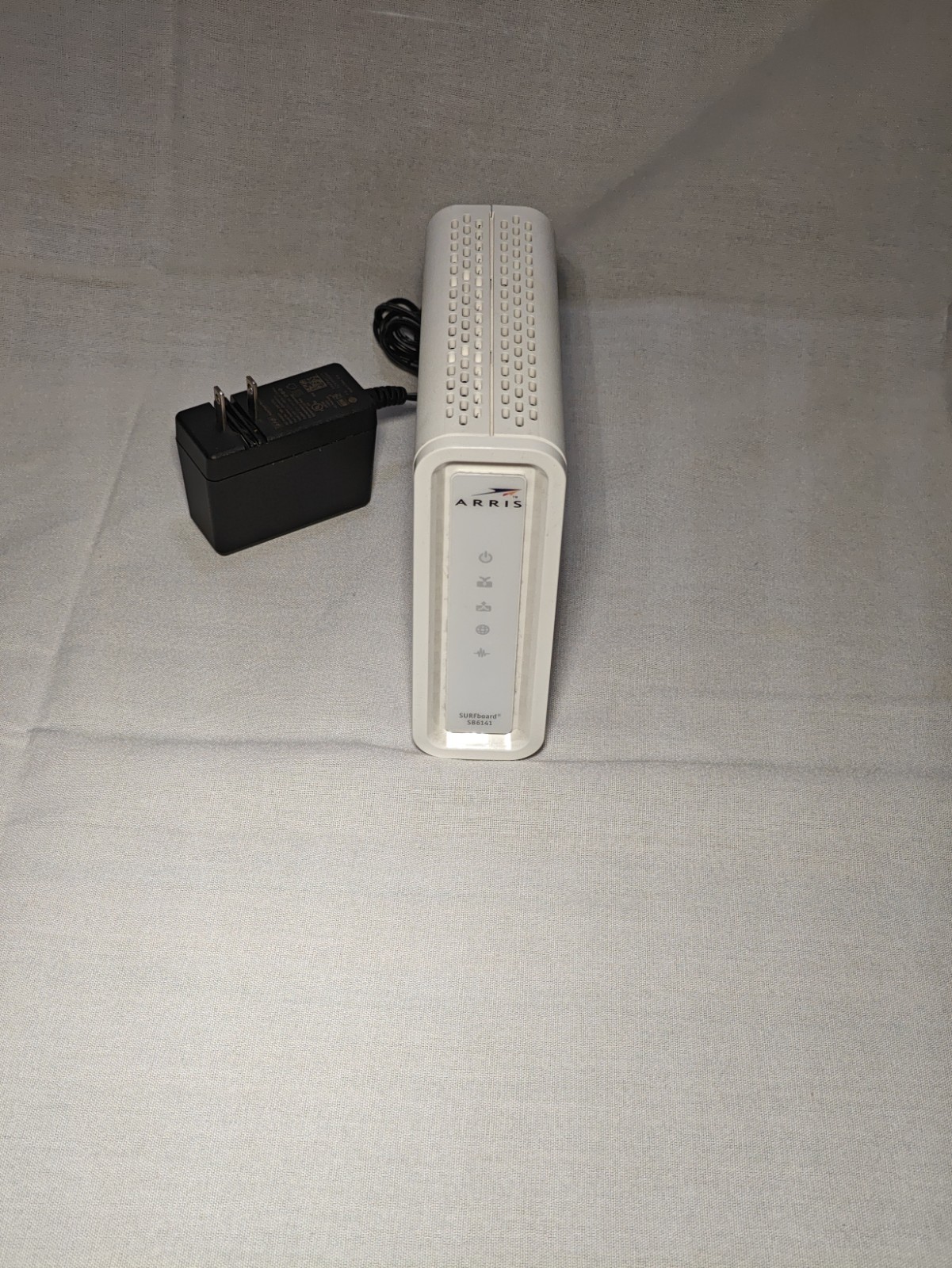 ARRIS SURFboard SB6141 Cable Modem White Ethernet Coaxial with Power Adapter