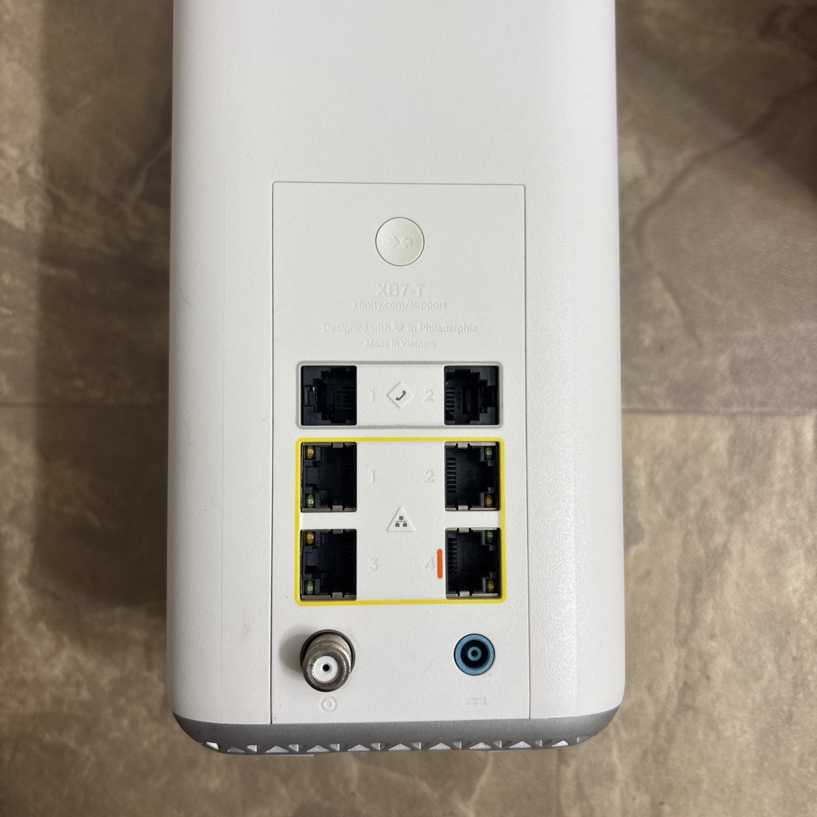 Xfinity XB7-T WiFi Cable Modem Router Gateway – W/Power Cable – gigabit