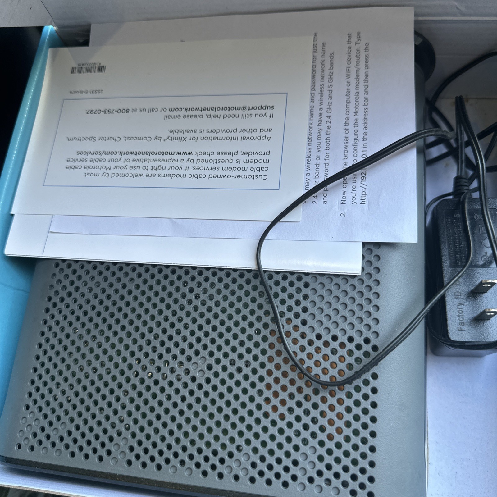Motorola MG7540-10 16×4 Cable Modem – Black Open Box # 8