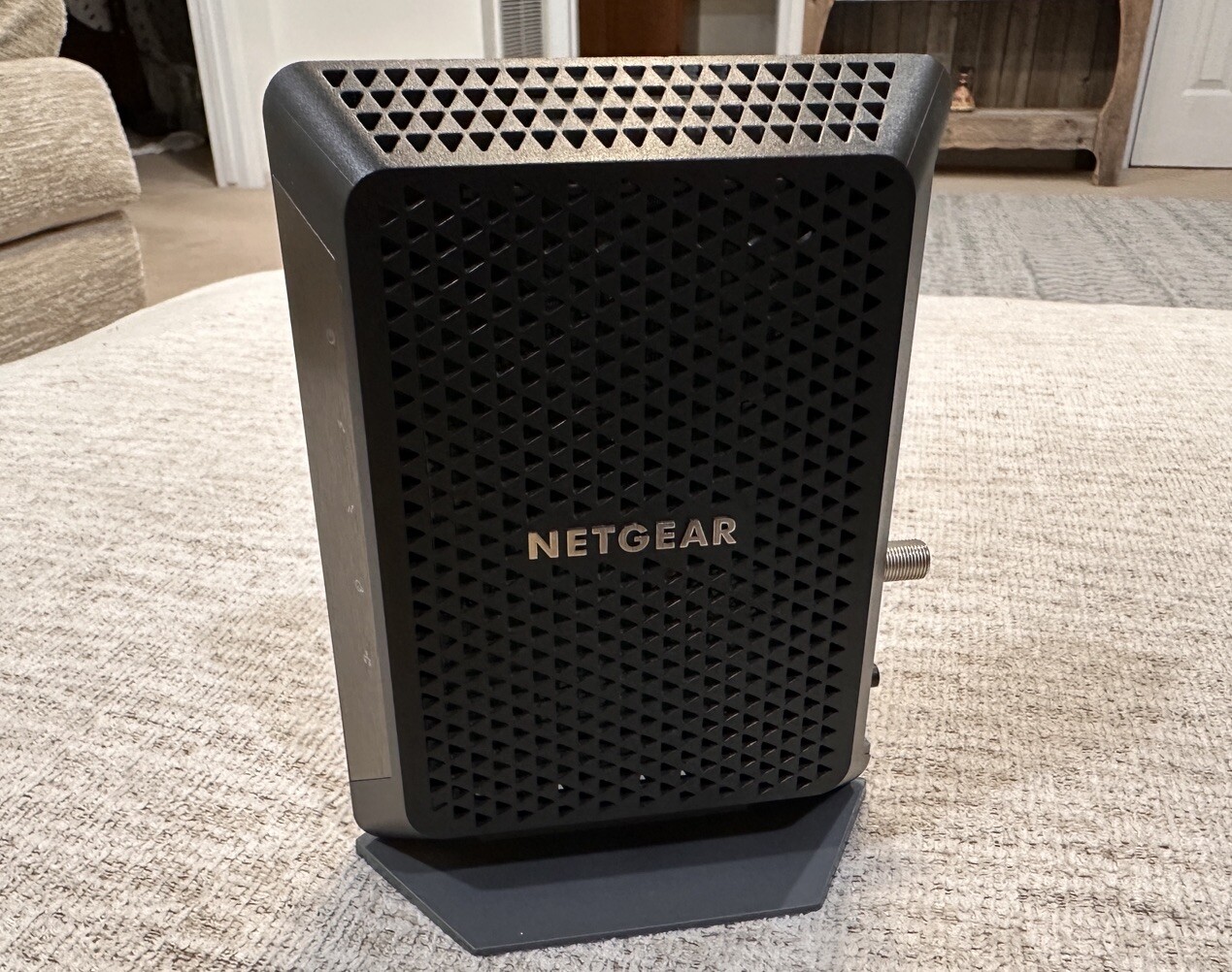 NETGEAR CM700-100NAS Cable Modem One Owner Tested Working