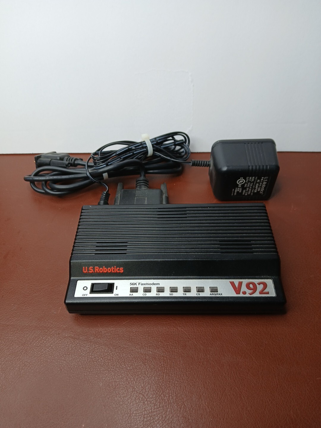 US Robotics 5686 v.92 56K External Modem 0701 W/ AC ADAPTER /computer Adapter