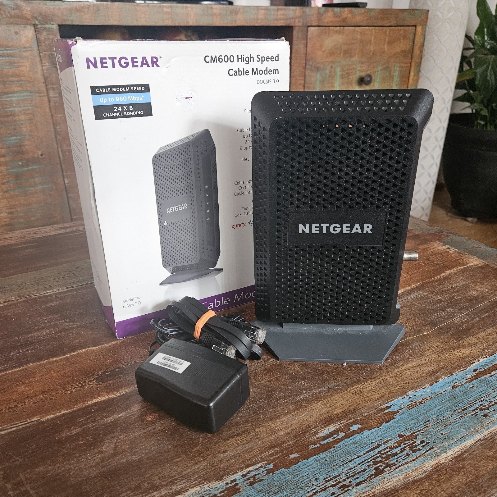 NETGEAR High Speed Cable Modem CM600 Compatible Xfinity Spectrum Cox TV Internet