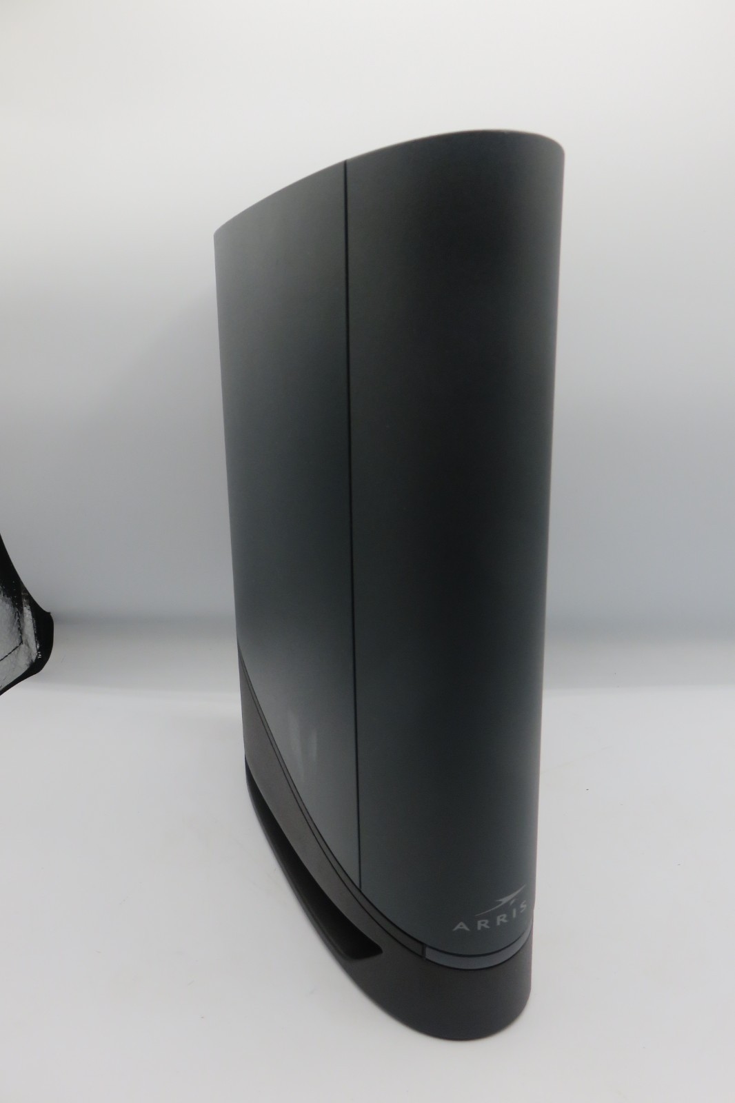 ARRIS Surfboard G36 DOCSIS 3.1 Multi-Gigabit Cable Modem & AX3000 Wi-Fi Router