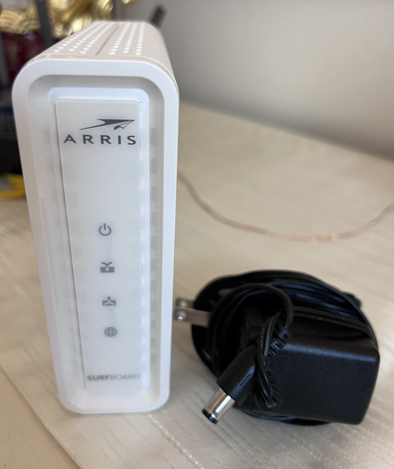 ARRIS SURFboard SB8200 V3 DOCSIS 3.1 Cable Modem – 2 Gbps – Power Adapter Includ