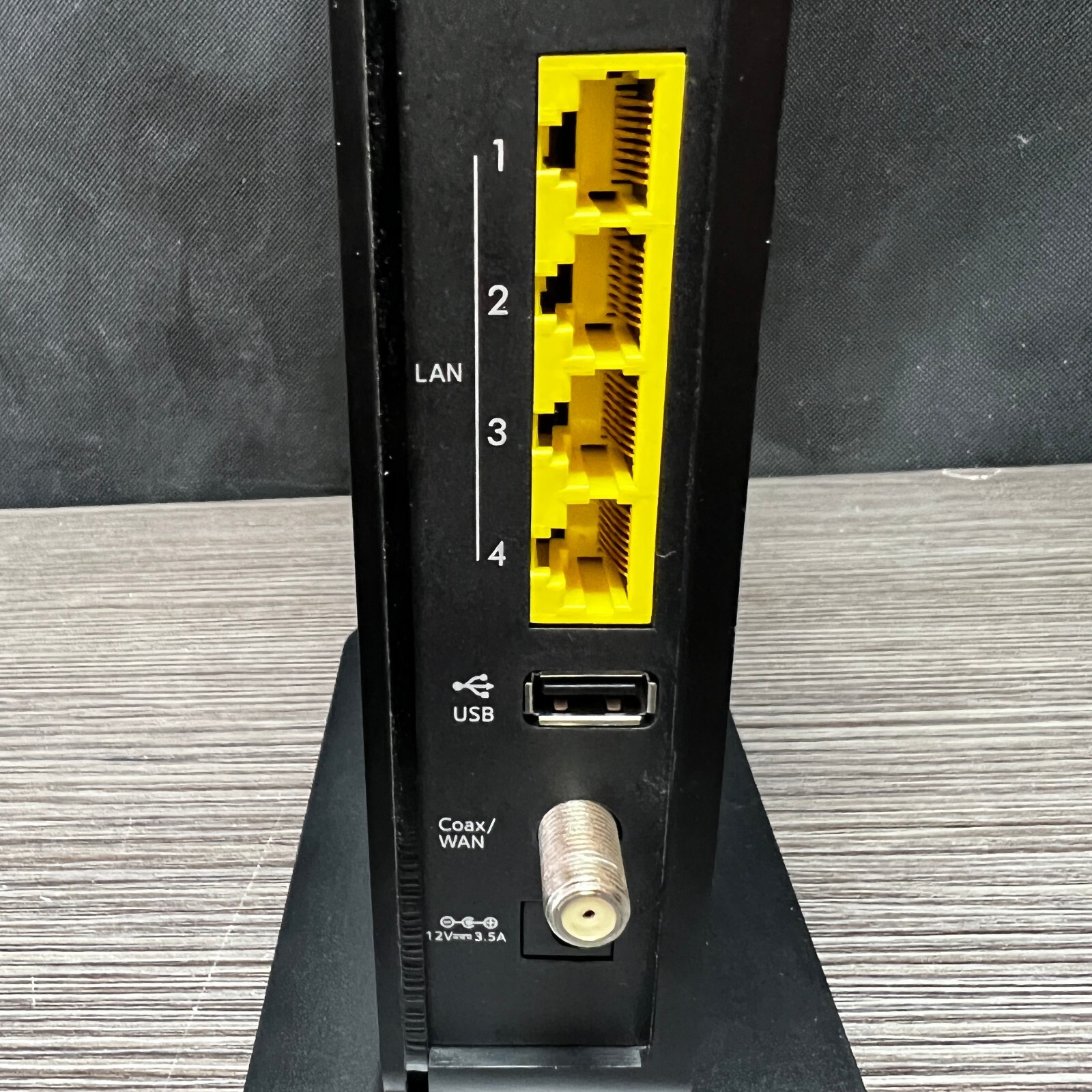 NETGEAR C6300BD AC1900 DOCSIS 3.0 Cable Modem and WiFi Router Used Working