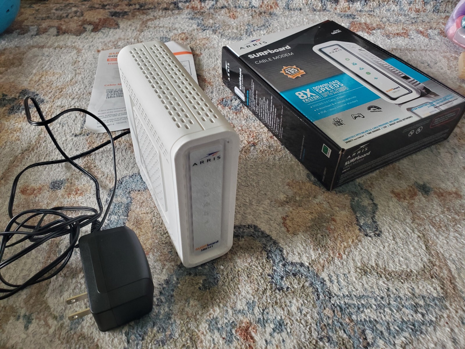 ARRIS SURFboard SB6141 Modem 400 Series 8×4 DOCSIS 3.0 343 Mbps Open Box Works