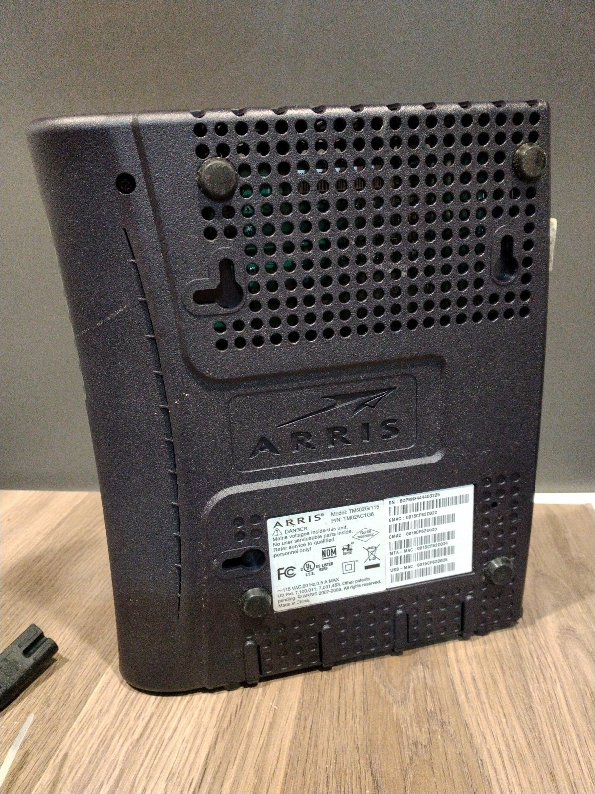 ARRIS TM602G/115 Touchstone Telephony Modem w/ Power Cord (BB)
