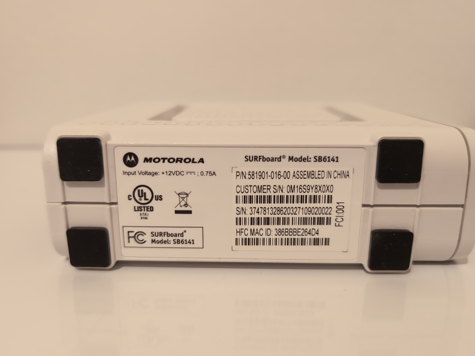 Motorola SURFboard SB6141 Surf Board Modem with power cable