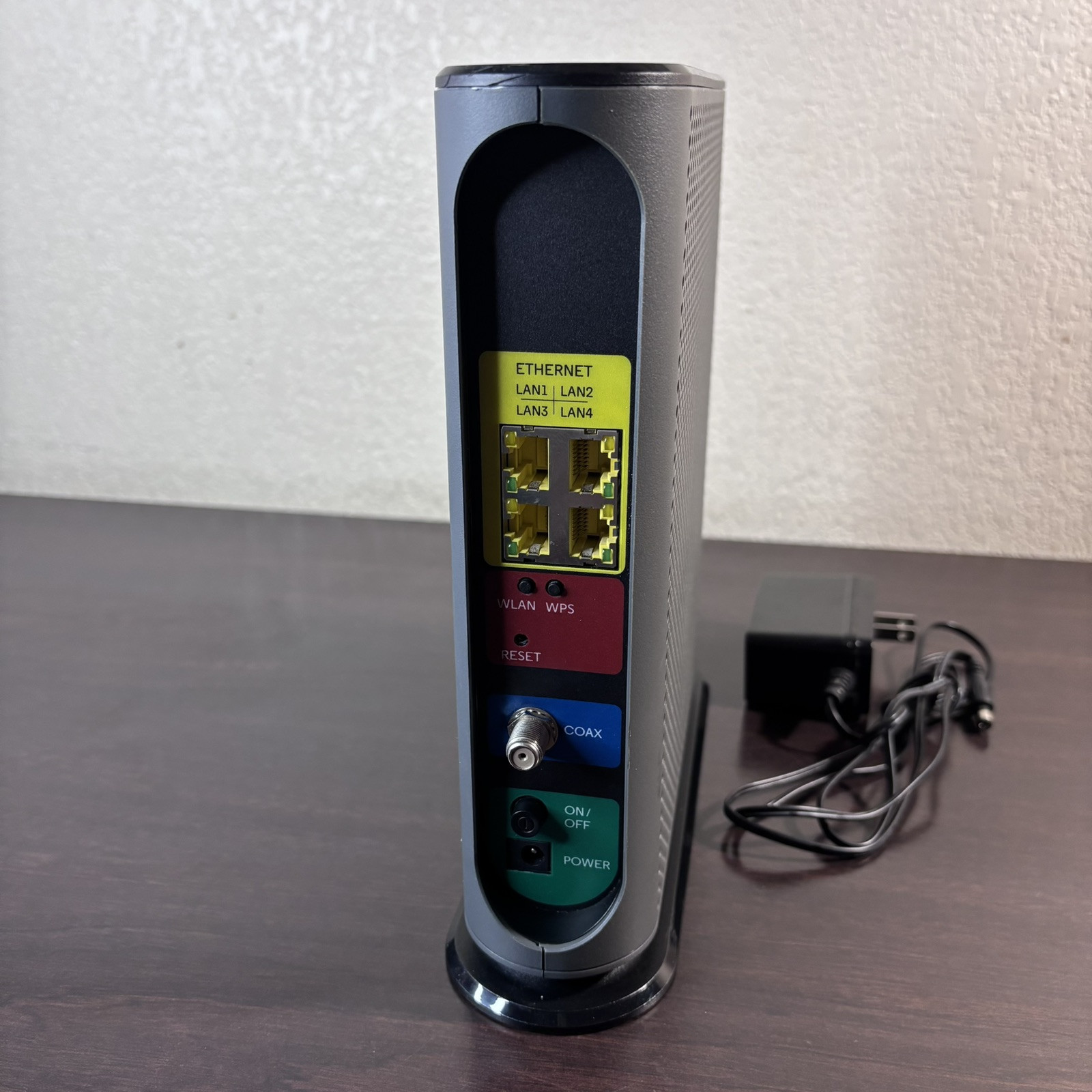Motorola MG7540 DOCSIS 3.0 16×4 Cable Modem WIFI Router 2.4G / 5G Spectrum