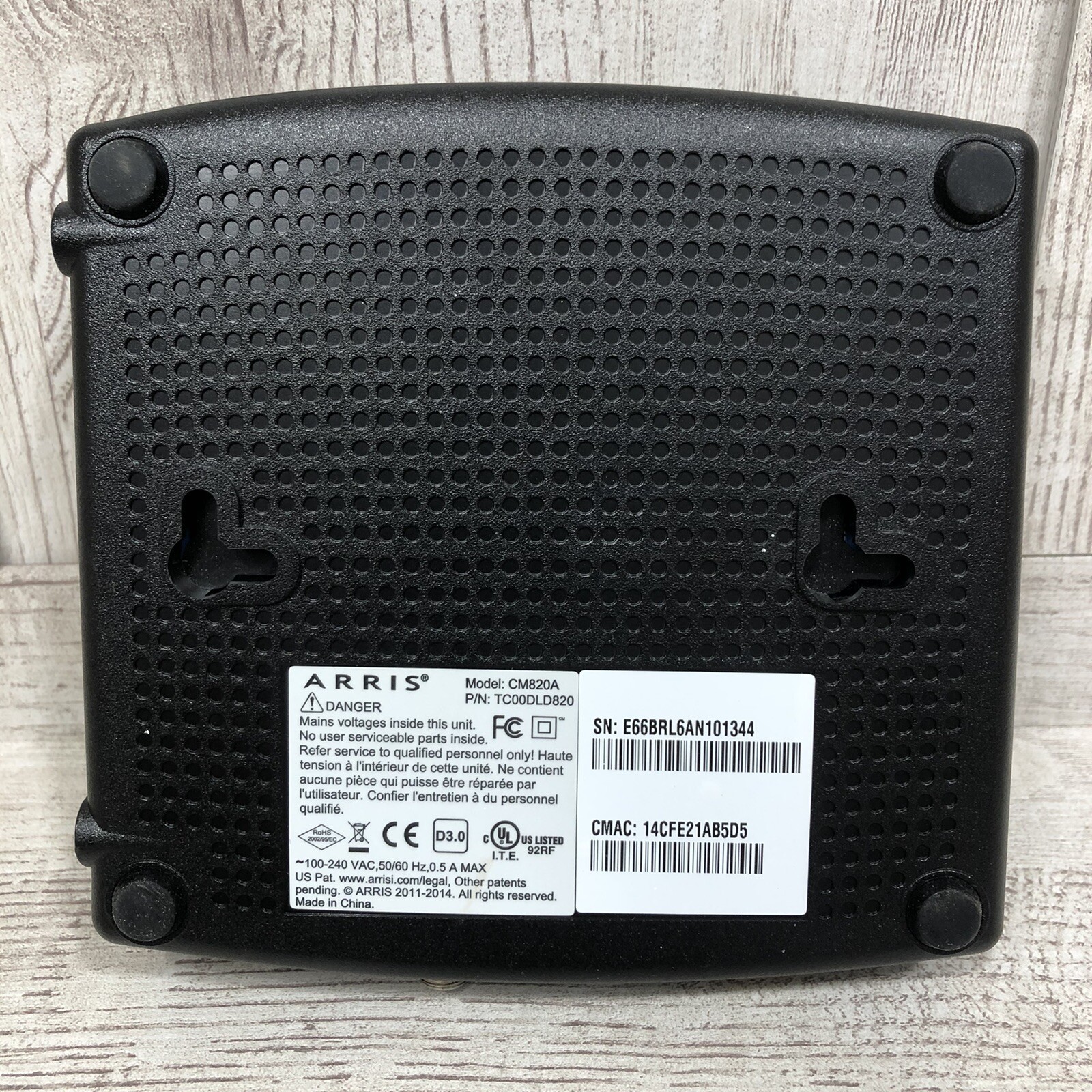 Arris CM820A/SL DOCSIS 3.0 Cable Modem TC00DLD820 8×4 Used with power cord