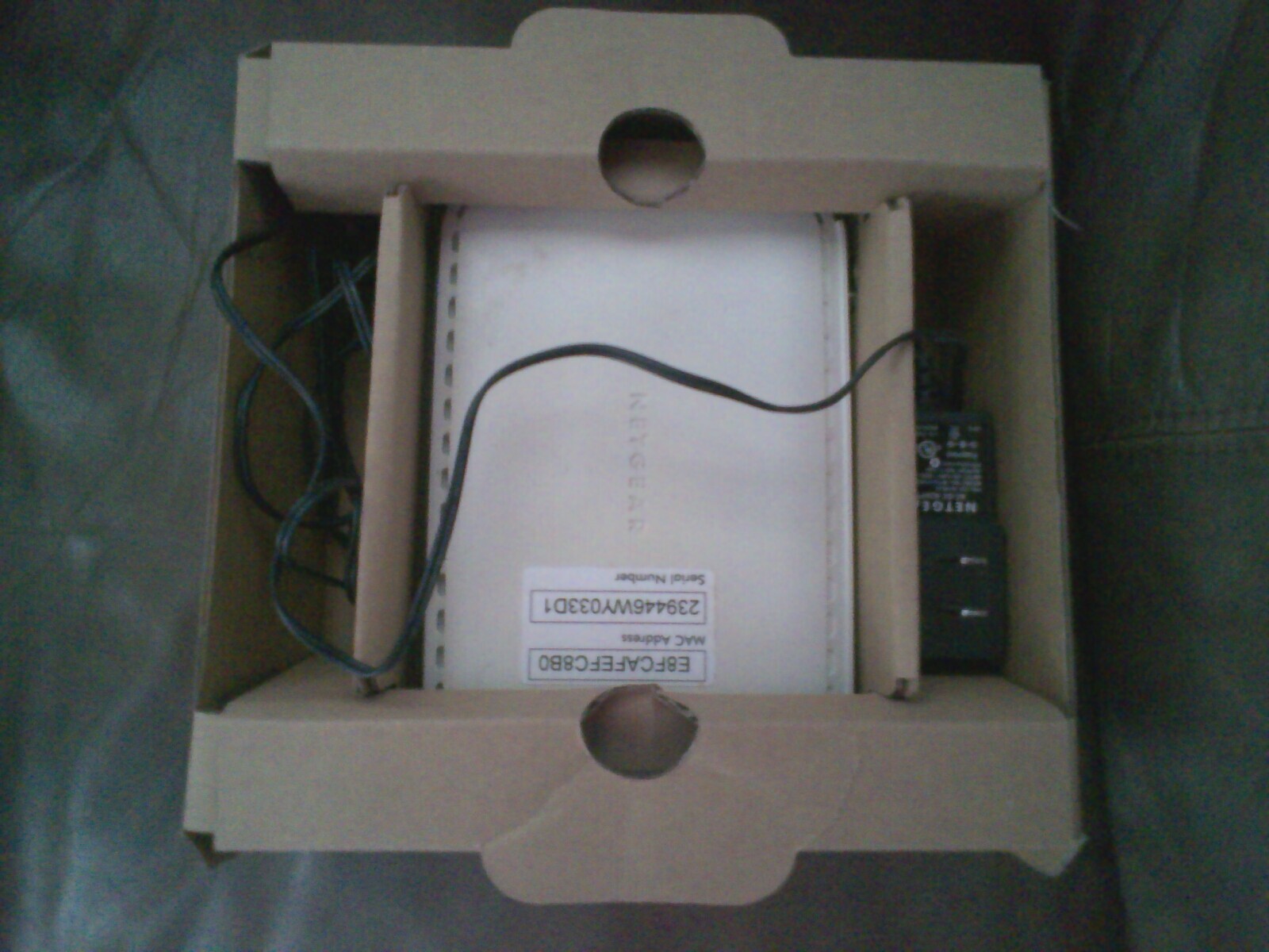 NETGEAR High Speed Cable Modem DOCSIS 3.0 (COMES WITH BOX)