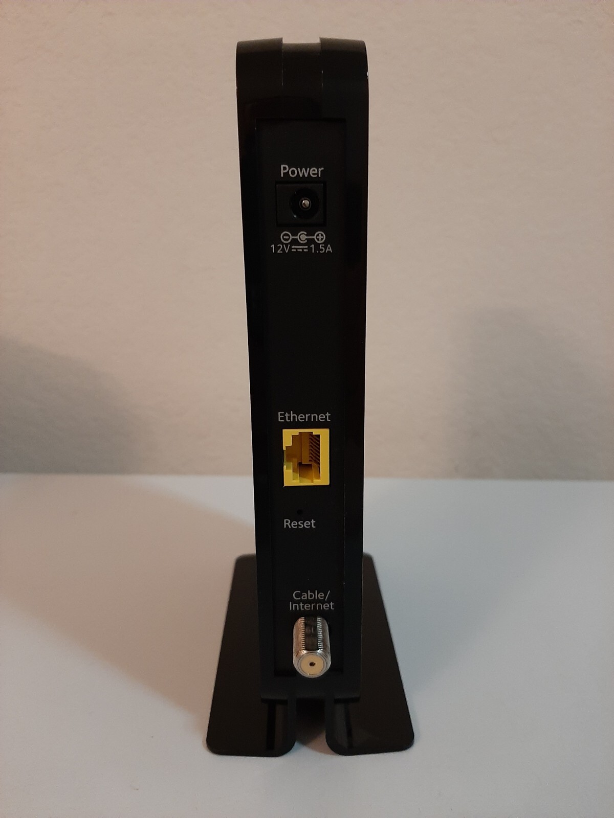 NETGEAR CM500 (CM500100NAS) 680 Mbps – Black – High Speed Cable Modem