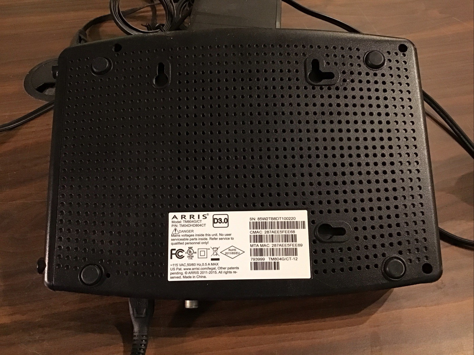 ARRIS Touchstone TM822G DOCSIS 3.0 8×4 Telephony Modem – Black
