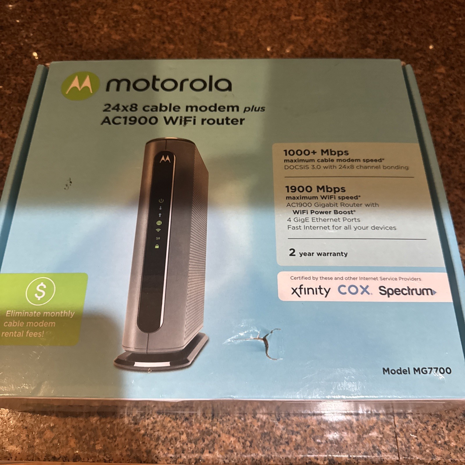 Motorola MG7700 AC1900 Dual-Band DOCSIS 3.0 Cable Modem Router