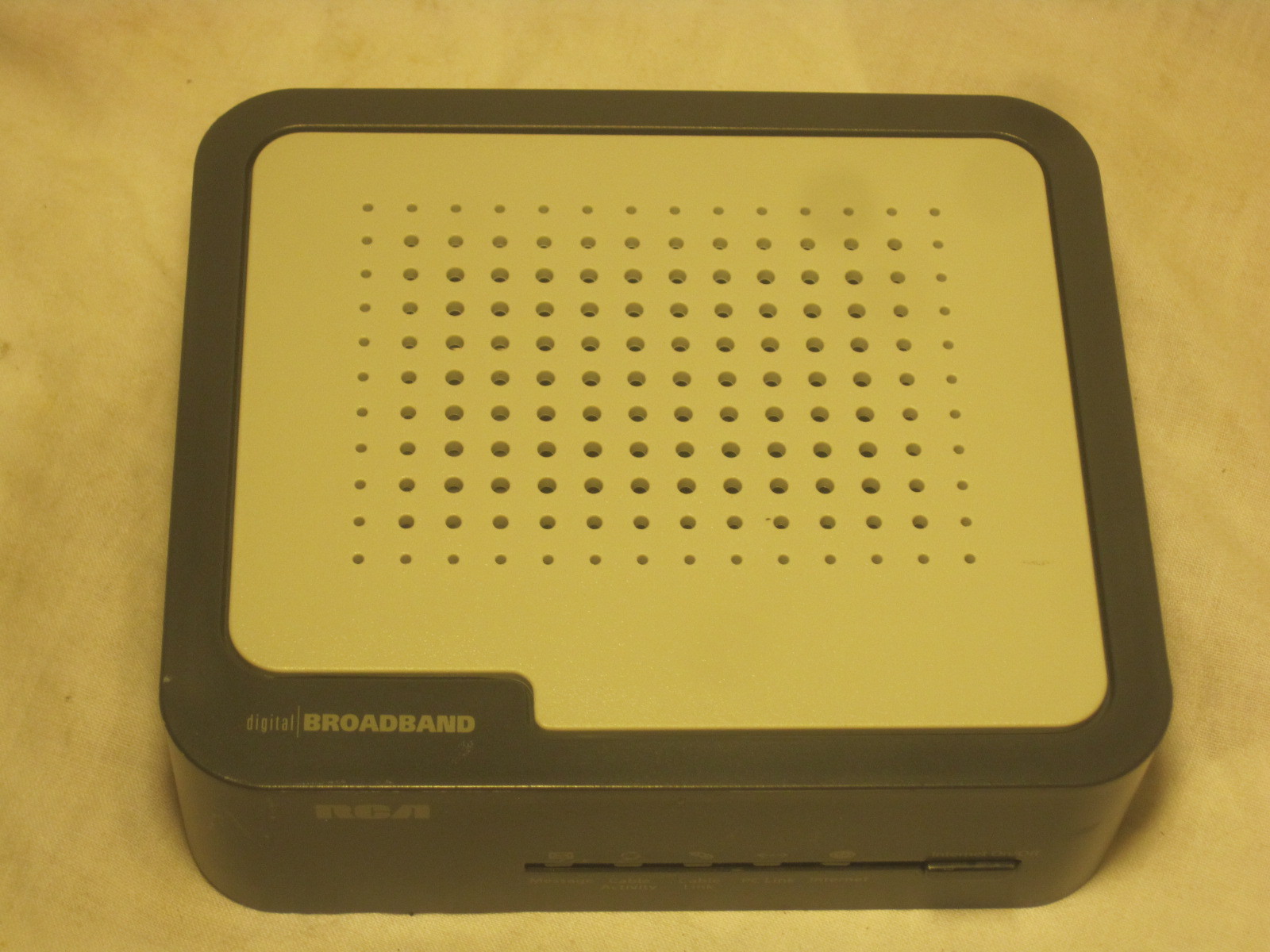 RCA DCM425 digital Broadband modem base unit only *no power supply