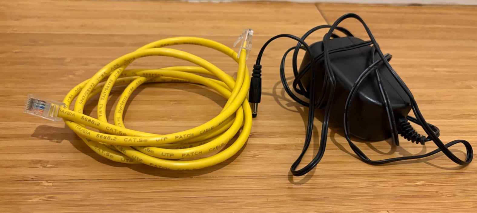 NETGEAR CM1000 Wired-Ethernet (RJ-45) Cable – CM1000100NAS (Black)