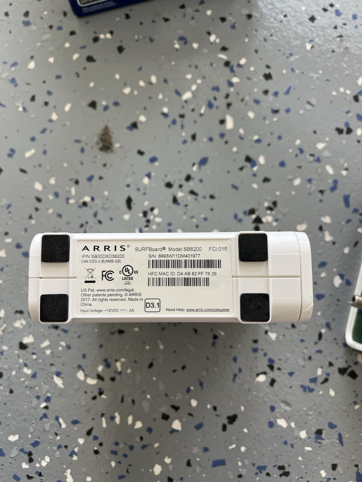 ARRIS SURFboard SB8200 DOCSIS 3.1 Cable Modem White 2 LAN Ports