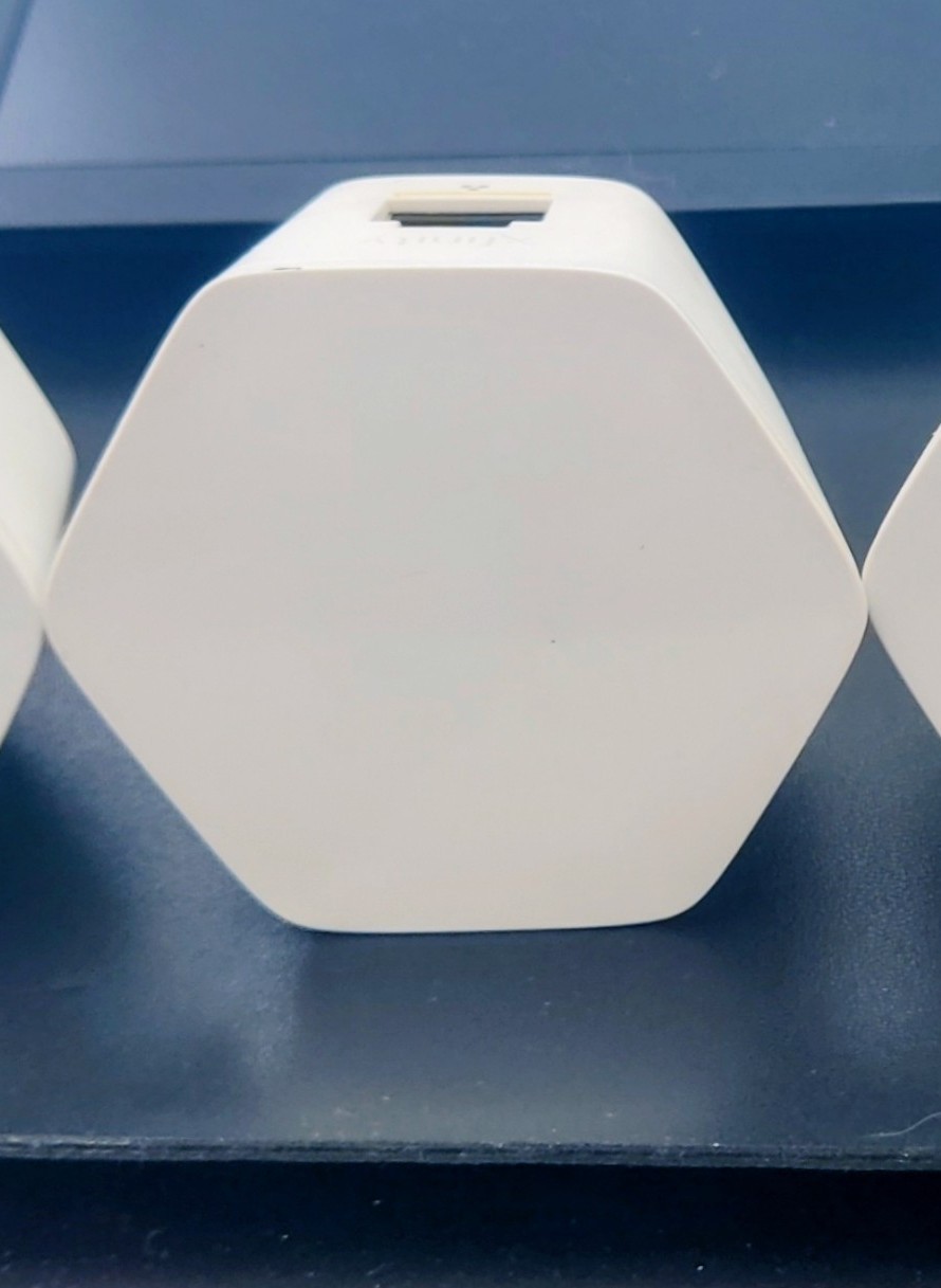 Genuine Xfinity xFi Pods WiFi Network Range Extenders, 1st Gen, XE1-S. 5 pack!