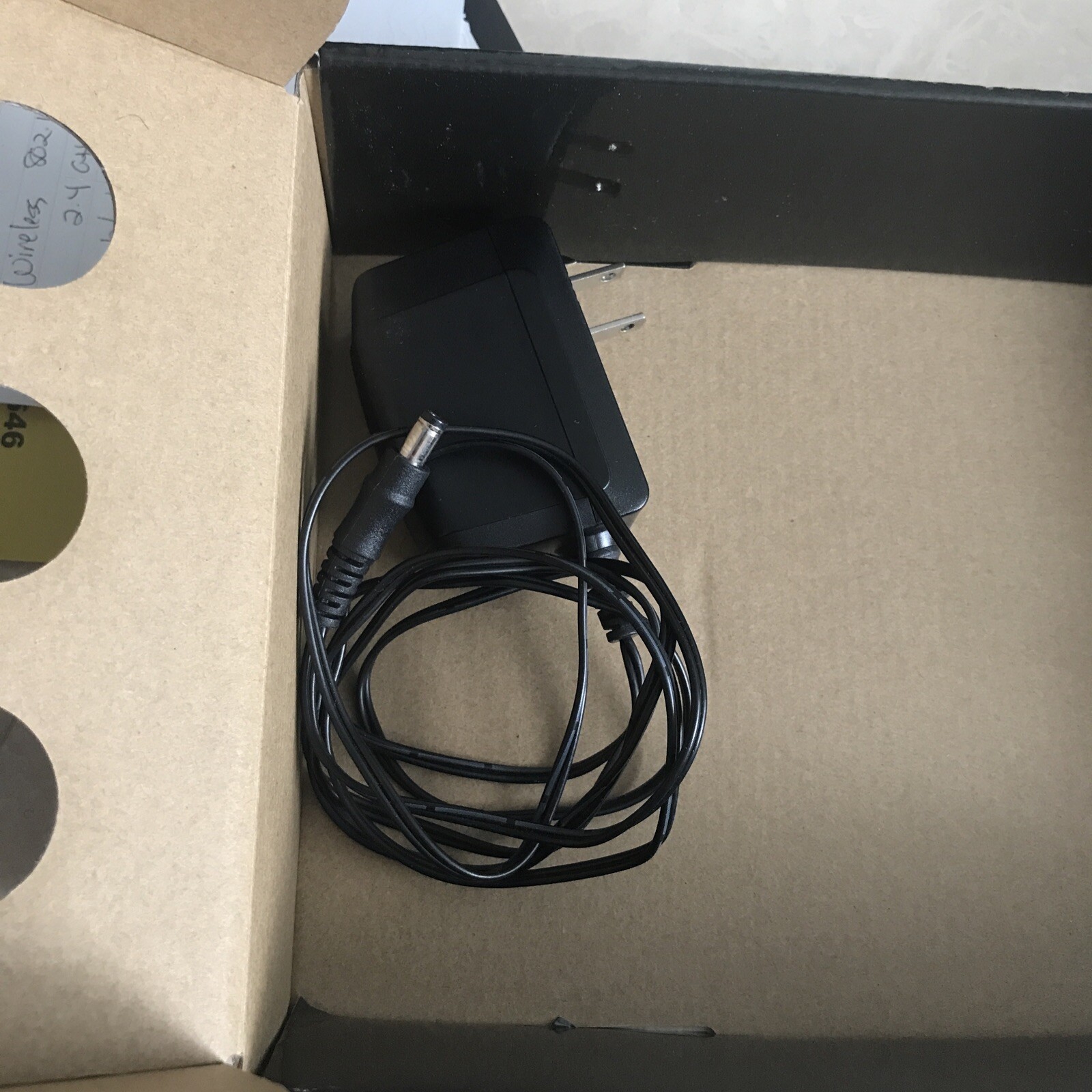 Motorola Arris SURFboard Modem& Wi-Fi Router Model SBG6580 – N300 Dual Band