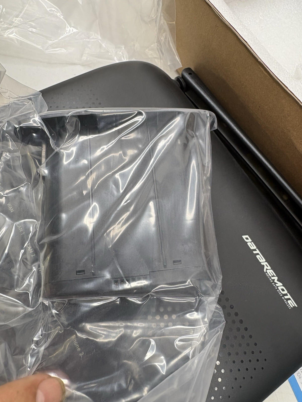AT&T | DataRemote Cellular LTE Data Over Wireless Wi-Fi Router | CDS-9010 – New