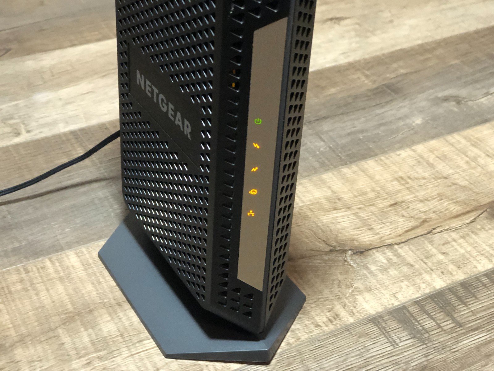 NETGEAR CM1000 1AZNAS Ultra-High Speed DOCSIS 3.1 Cable Modem with Charger & Box
