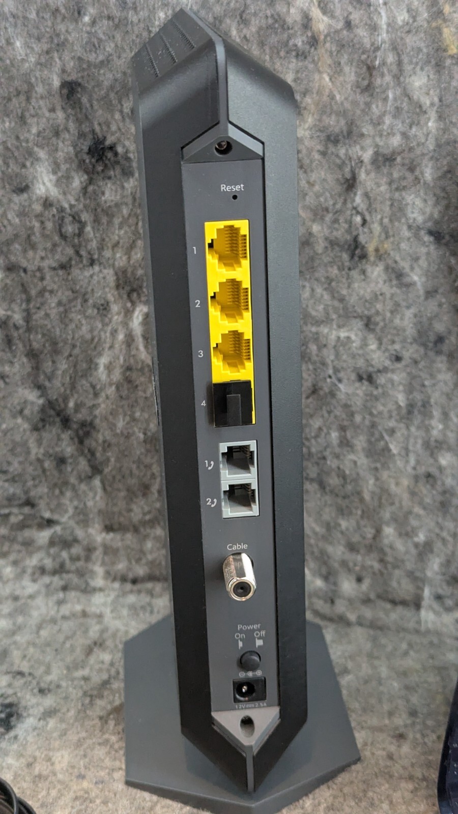 NETGEAR Nighthawk Cable Modem with Voice (CM1150) & TP-Link Archer C20 Router