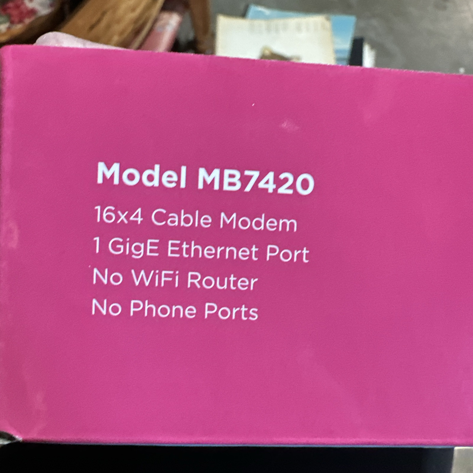 Motorola MB7420-10 16×4 686 Mbps DOCSIS 3.0 Cable Modem working