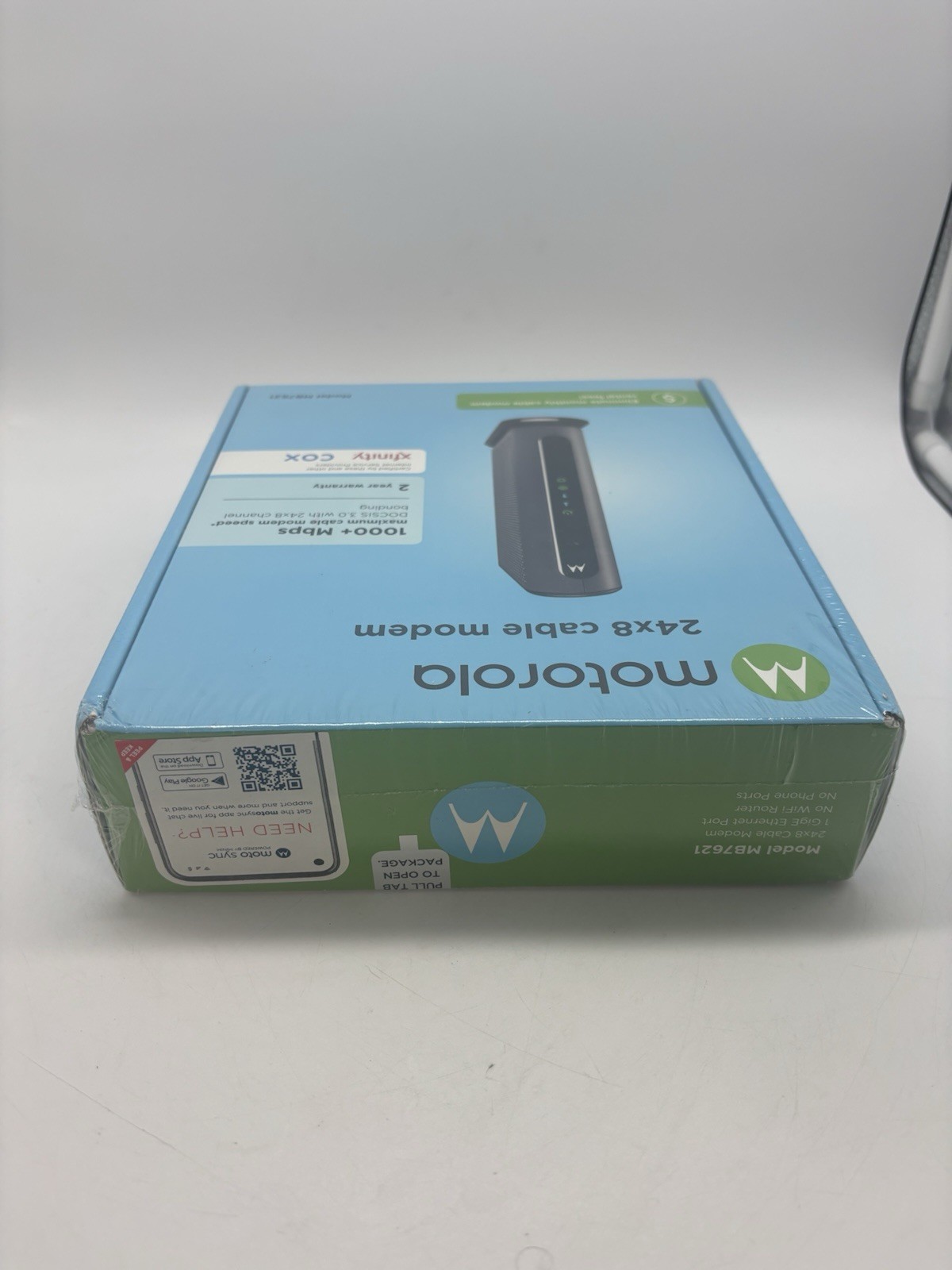 New Motorola 24×8 Cable Modem Model MB7621 DOCSIS 3.0 – AC Adapter and LAN Cable