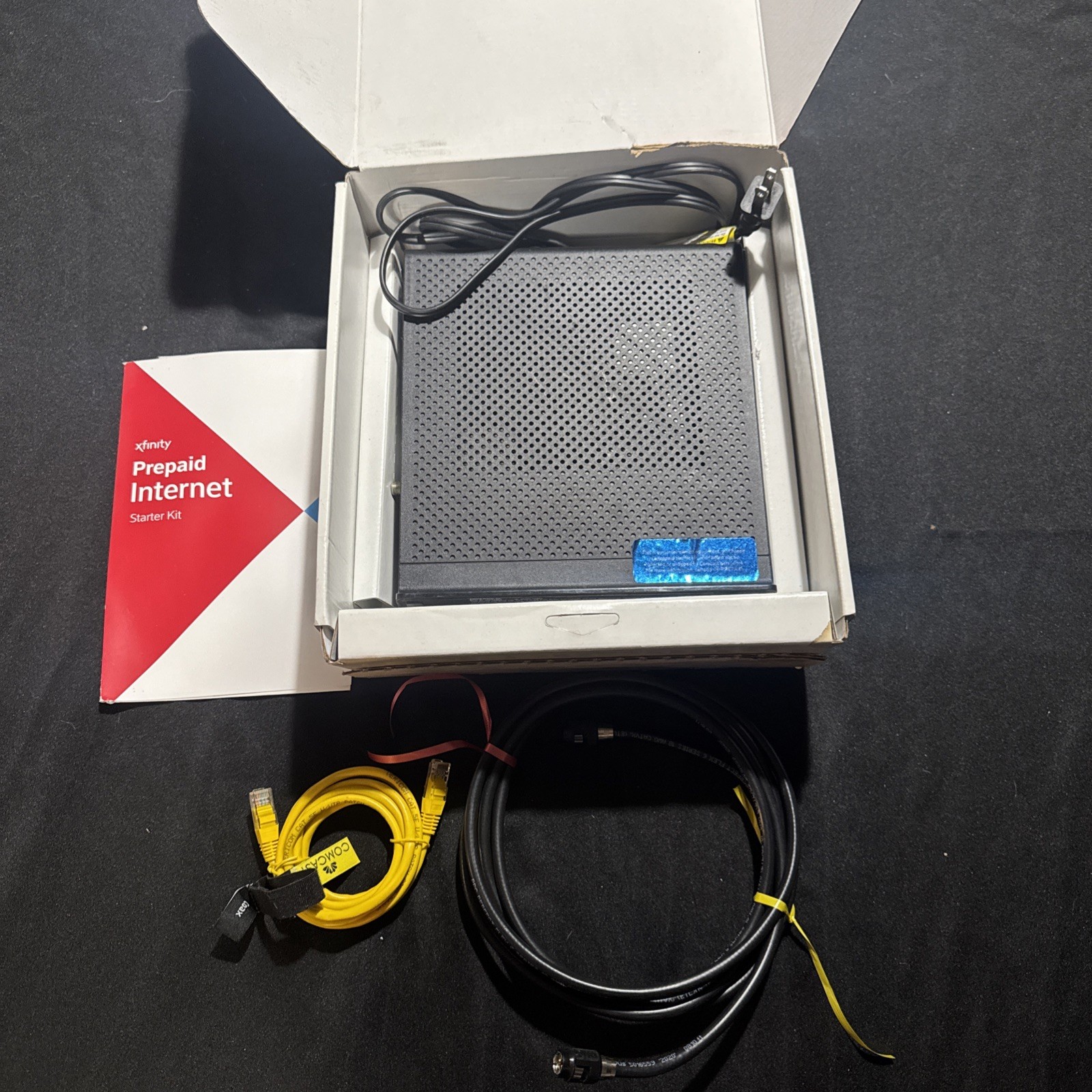 XFINITY Internet Prepaid Starter Kit Arris TG862G router