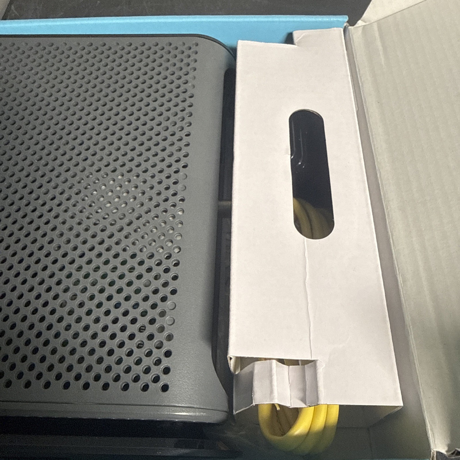 MOTOROLA 24×8 Cable Modem MB7621 1000+ MBPS Xfinity Cox Open Box
