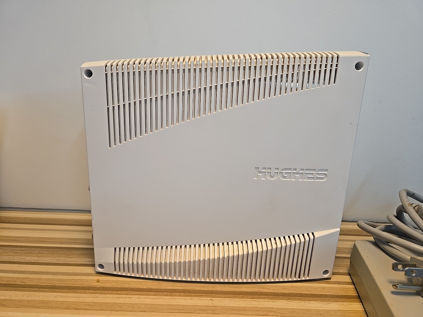 Hughes HN9000 High-Performance Broadband Satellite Modem with Power Supply