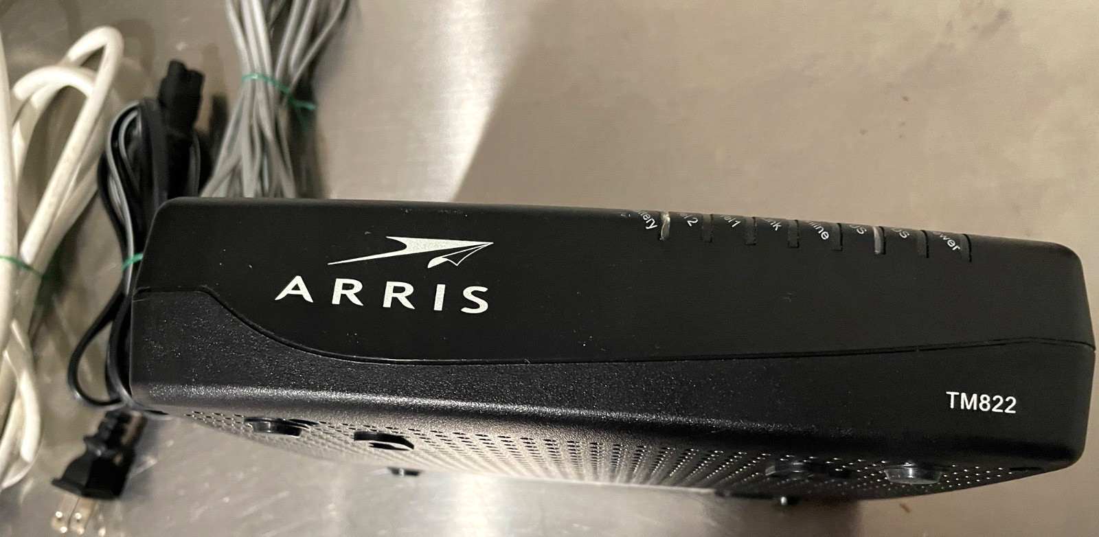 ARRIS TM822G DOCSIS 3.0 VoIP Telephony Modem + Ethernet Cable