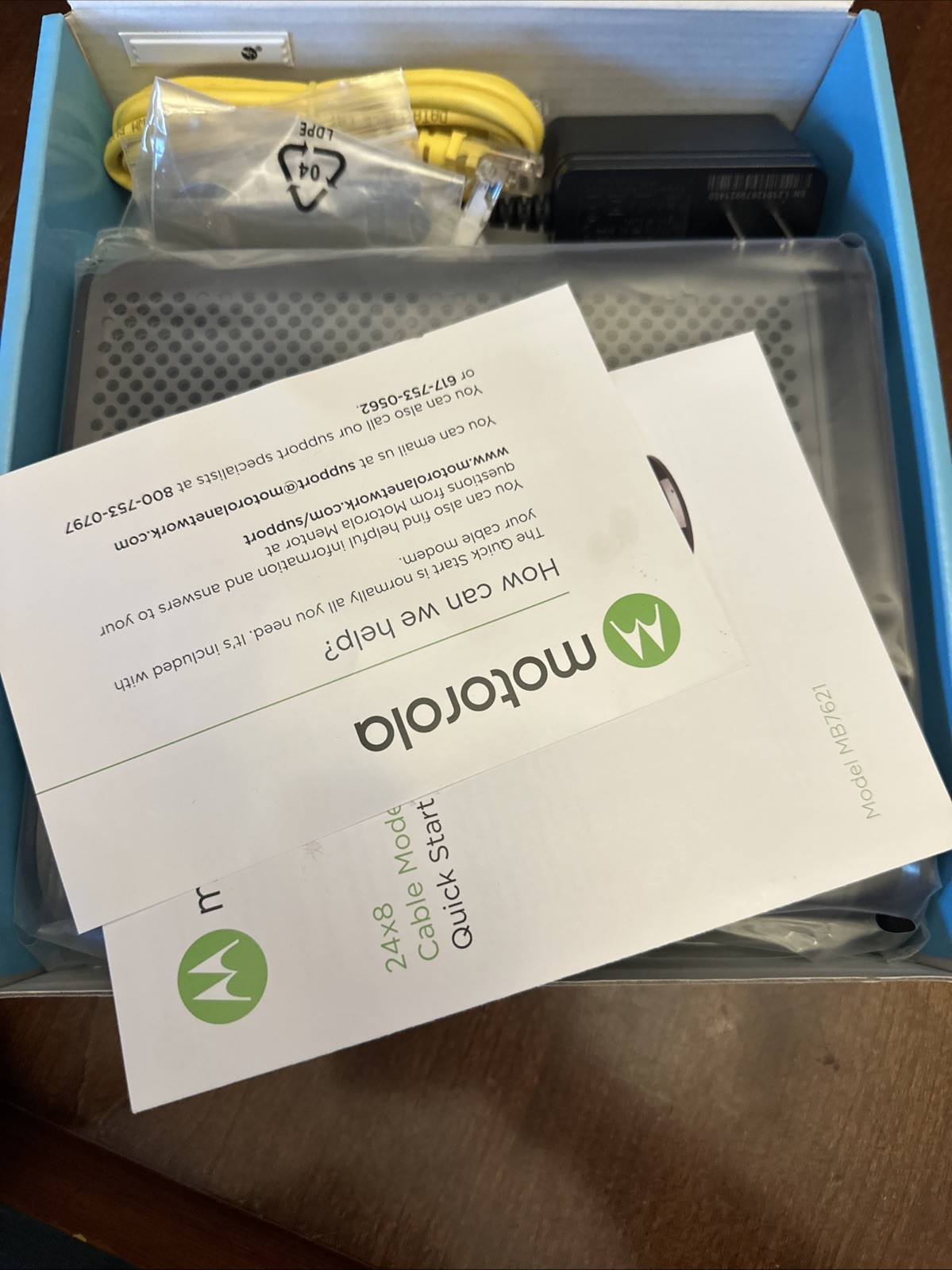 Motorola 24×8 Cabel Modem Model MB7621 DOCSIS 3.0 – New/Open Box