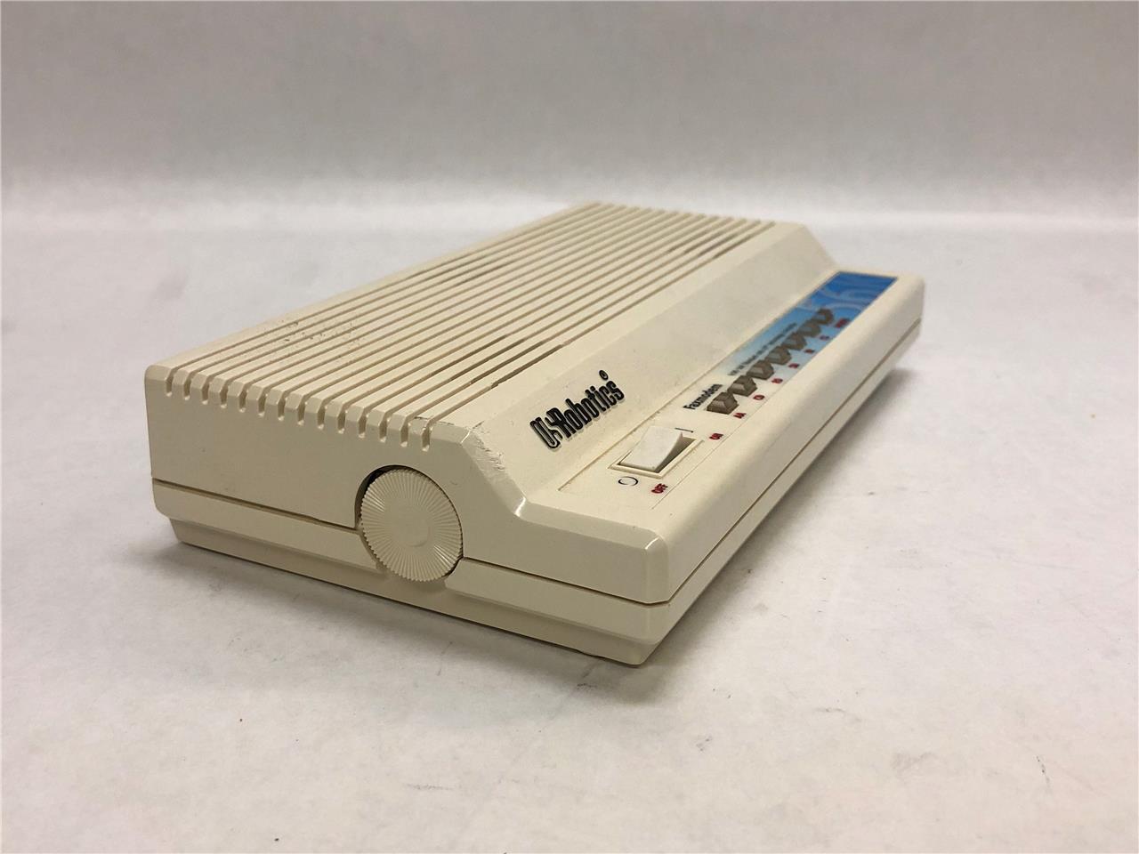 USRobotics Faxmodem V.90 56K Standard and x2 Technology Compatible Model 0701