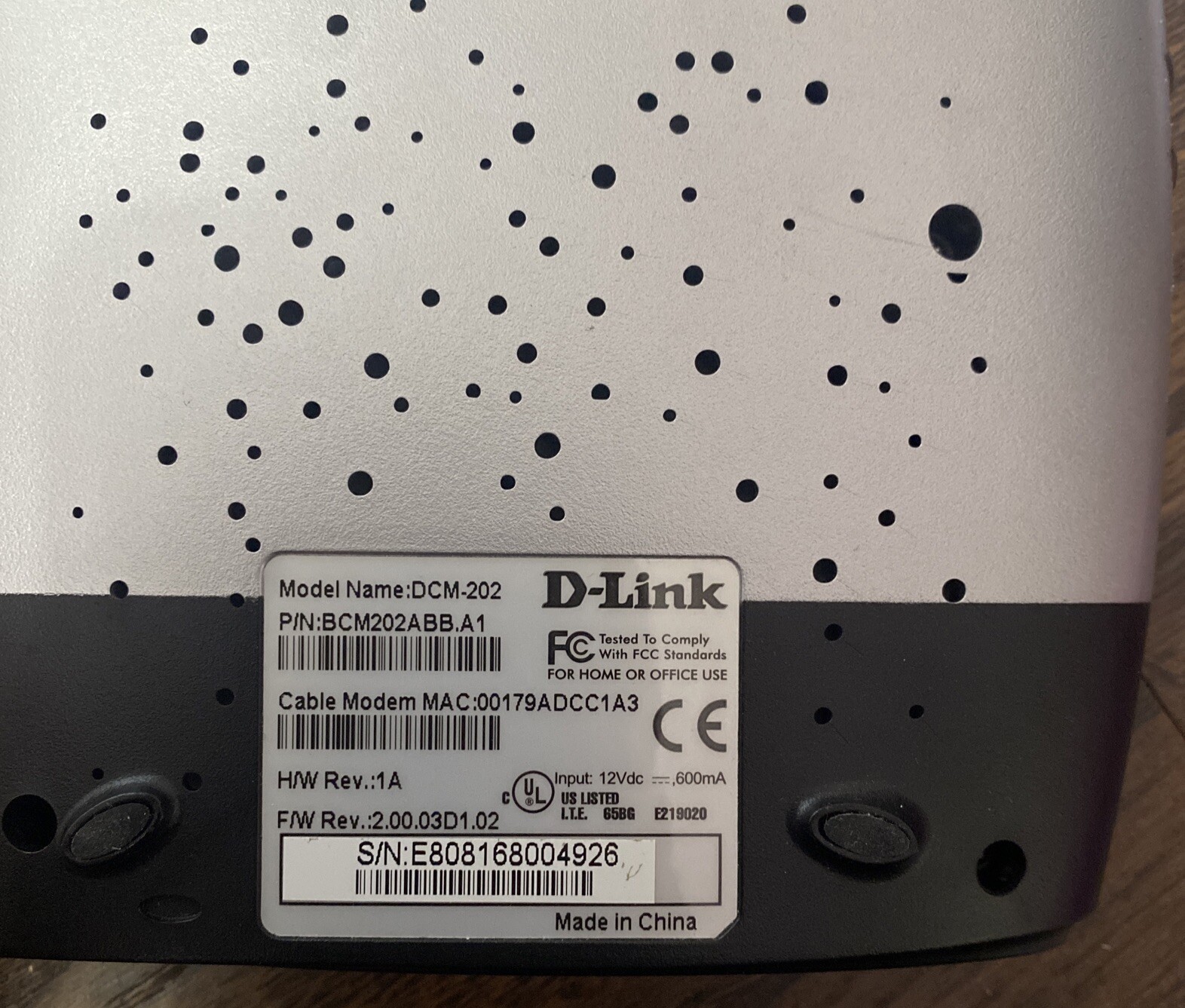 D-Link DCM-202 DOCSIS 2.0 USB Broadband Ethernet Cable Modem