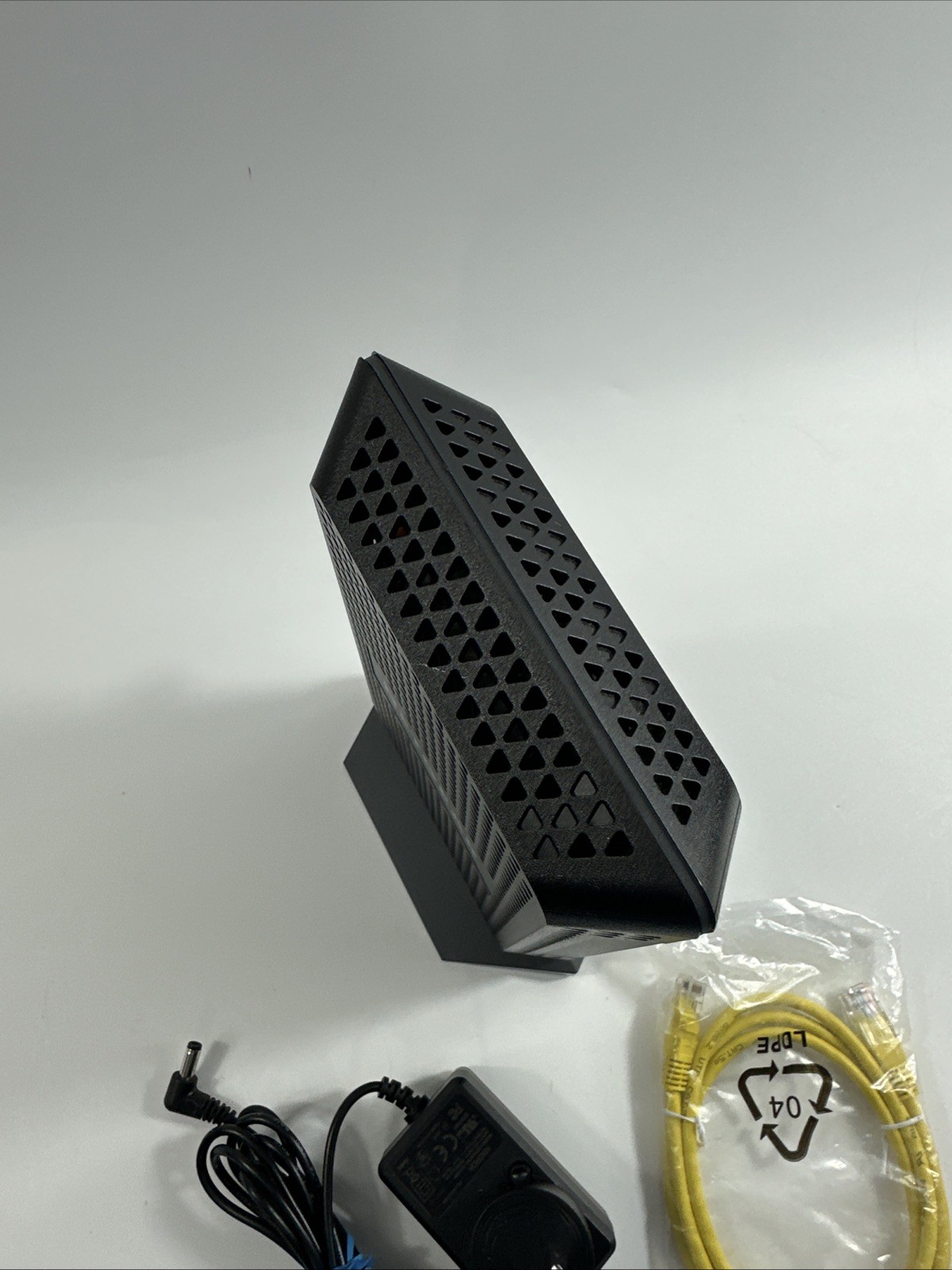 NETGEAR CM600 960Mbps DOCSIS 3.0 Cable Modem w/ Power Supply Works