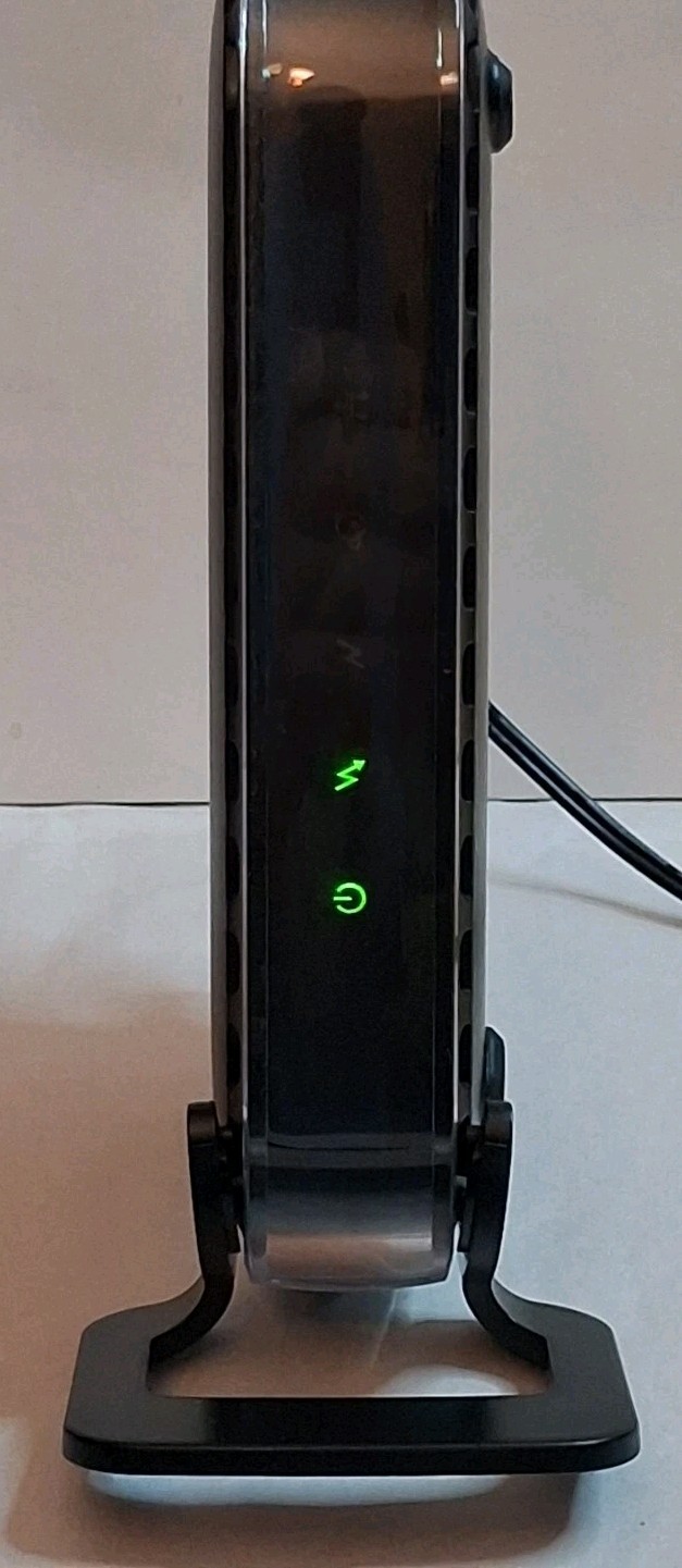Netgear CM400 High Speed Cable Modem Power Cord & Ethernet Cable Excellent