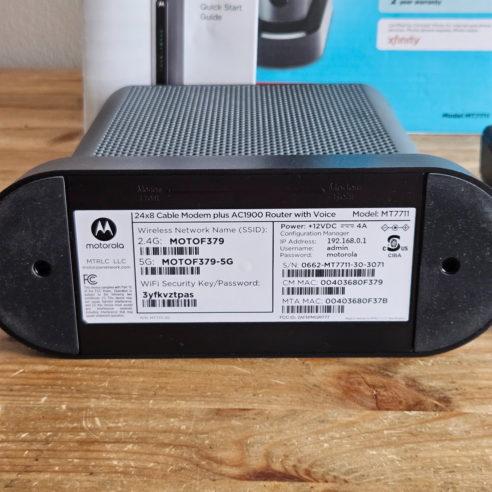 Motorola MT7711 24X8 Cable Modem and AC1900 Dual Band Wi-Fi Gigabit Router USED