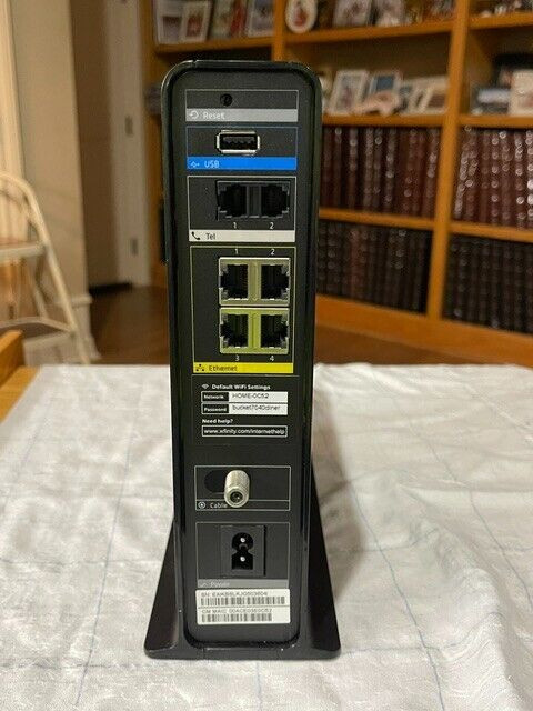 XFINITY ARRIS TG862G-CT DOCSIS 3.0 GATEWAY MODEM & WIRELESS ROUTER READ DESCRIP
