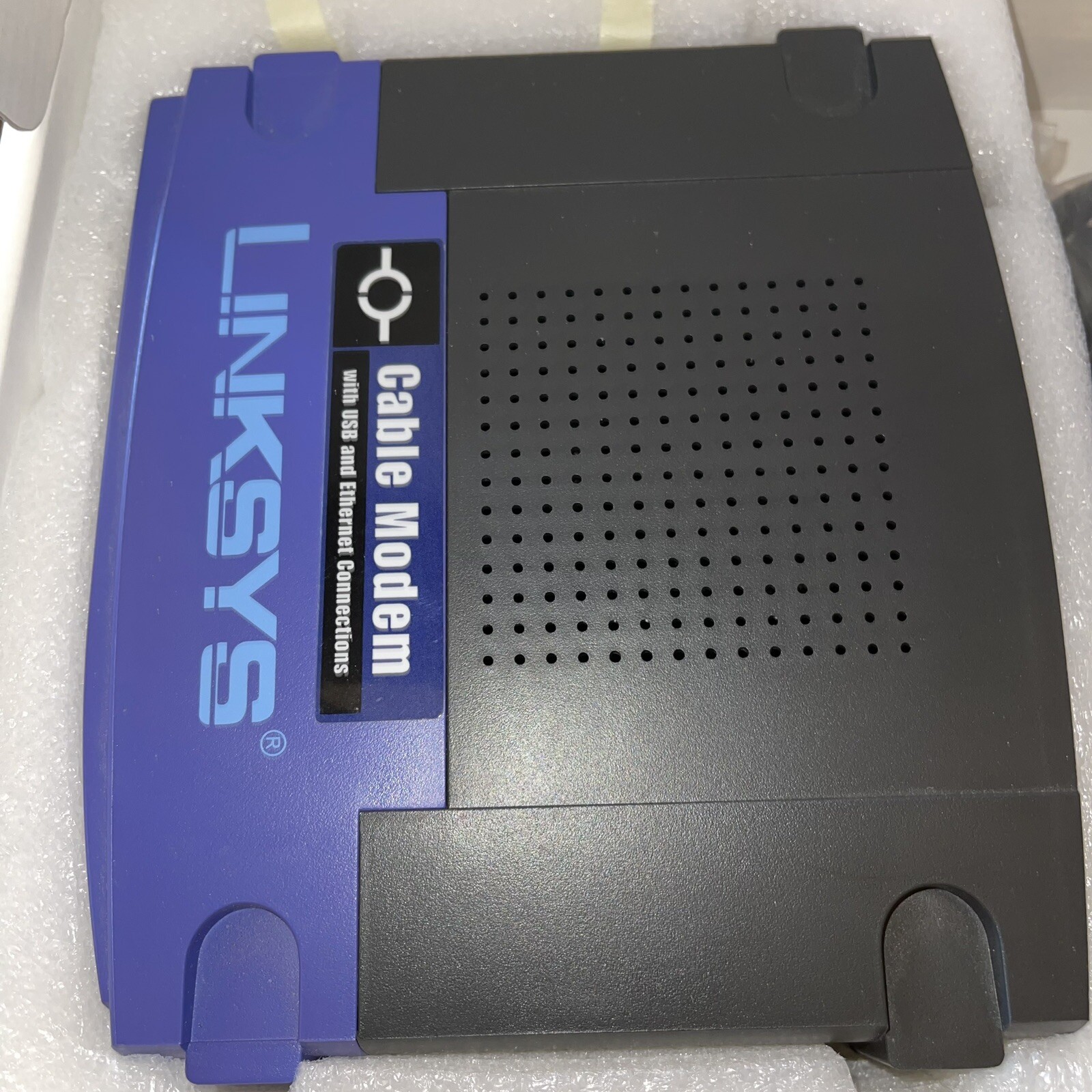 LINKSYS Cable Model with USB & Ethernet Connections – Model BEFCMU10